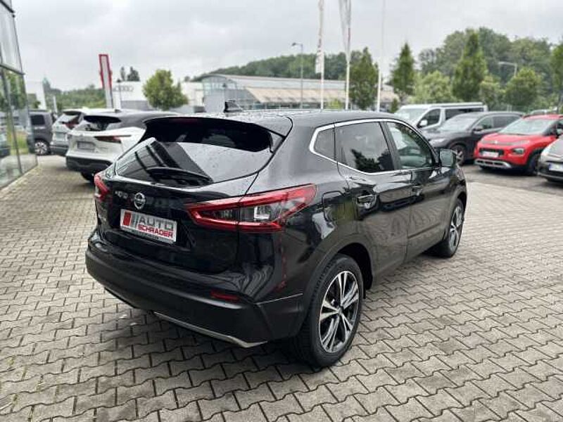 Nissan Qashqai 1.2 DIG-T N-Connecta NAVI/360°KAMERA/SHZ