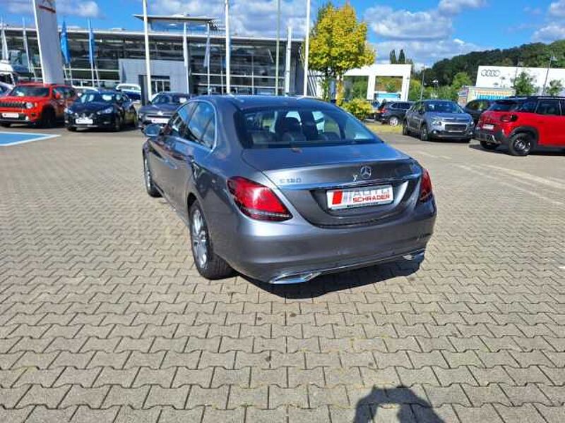 Mercedes-Benz C 180 9G-TRONIC Avantgarde LED/NAVI/KAMERA/SHZ