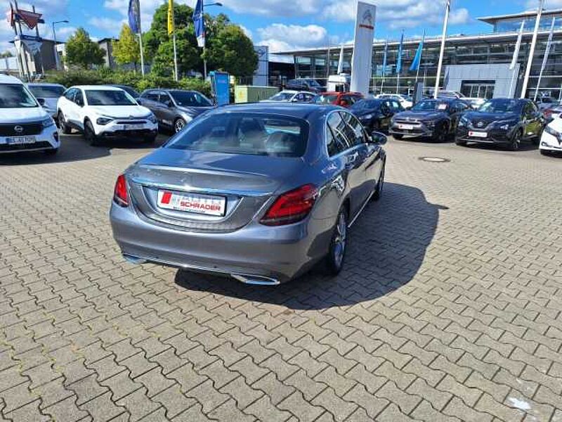 Mercedes-Benz C 180 9G-TRONIC Avantgarde LED/NAVI/KAMERA/SHZ