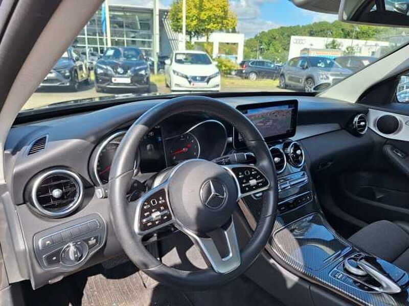 Mercedes-Benz C 180 9G-TRONIC Avantgarde LED/NAVI/KAMERA/SHZ