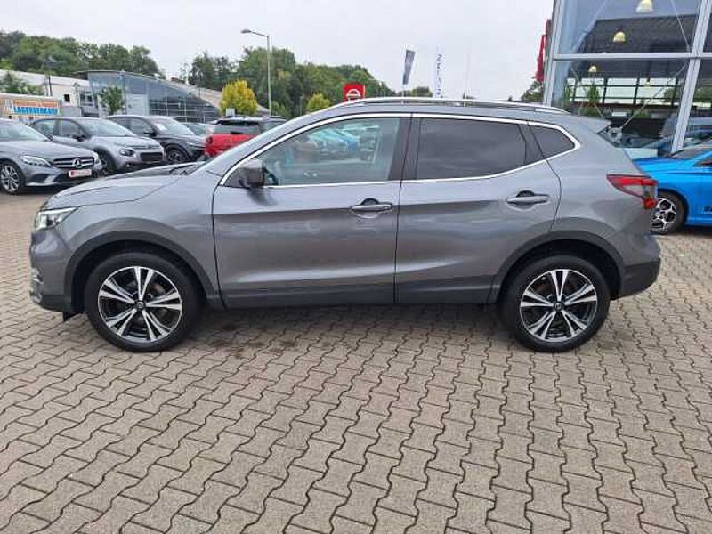 Nissan Qashqai 1.3 DIG-T DCT N-CONNECTA LED/PGD/WSSH/LM