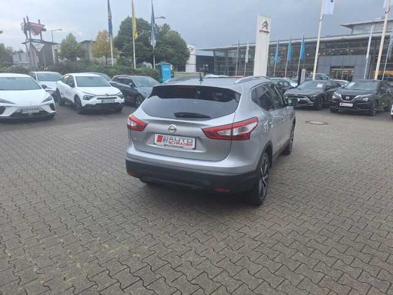 Nissan Qashqai 1.2 DIG-T Xtronic TEKNA LEDER/NAVI/PGD