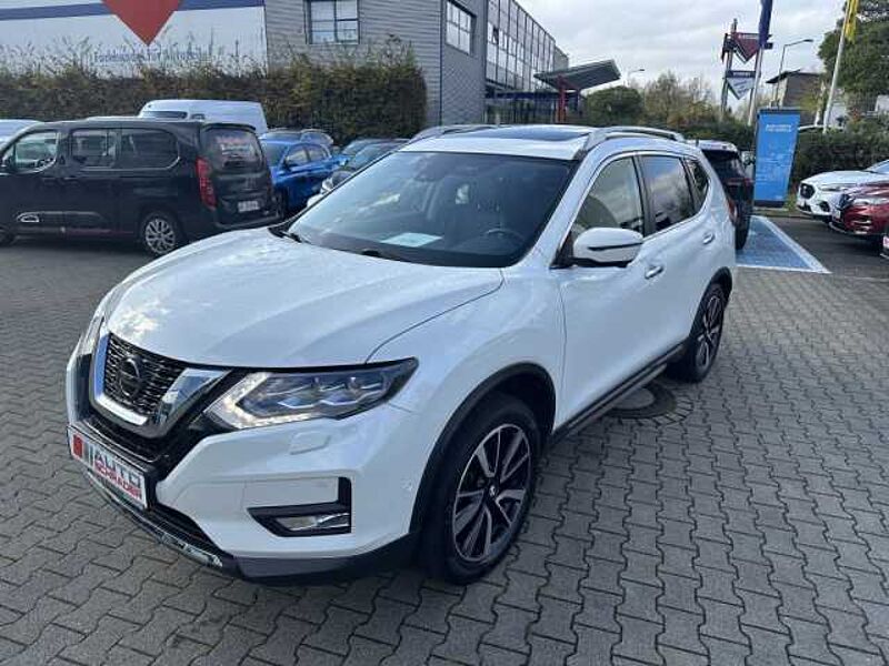 Nissan X-Trail 1.3 DIG-T Tekna  / I. HAND / LEDER / PANO / SHZ